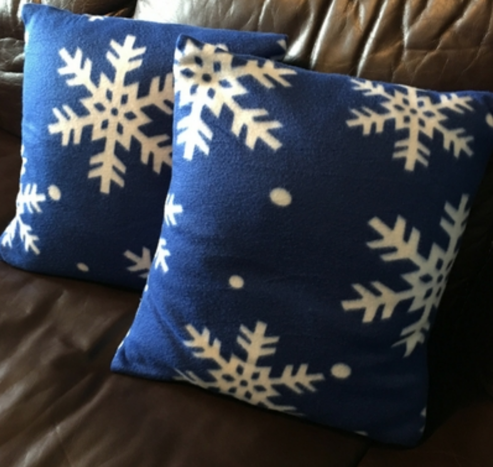 Easy DIY Winter Snowflake Pillowcase Covers